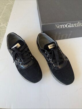 Nero Giardini Black Suede & Patent Low-Top Sneakers